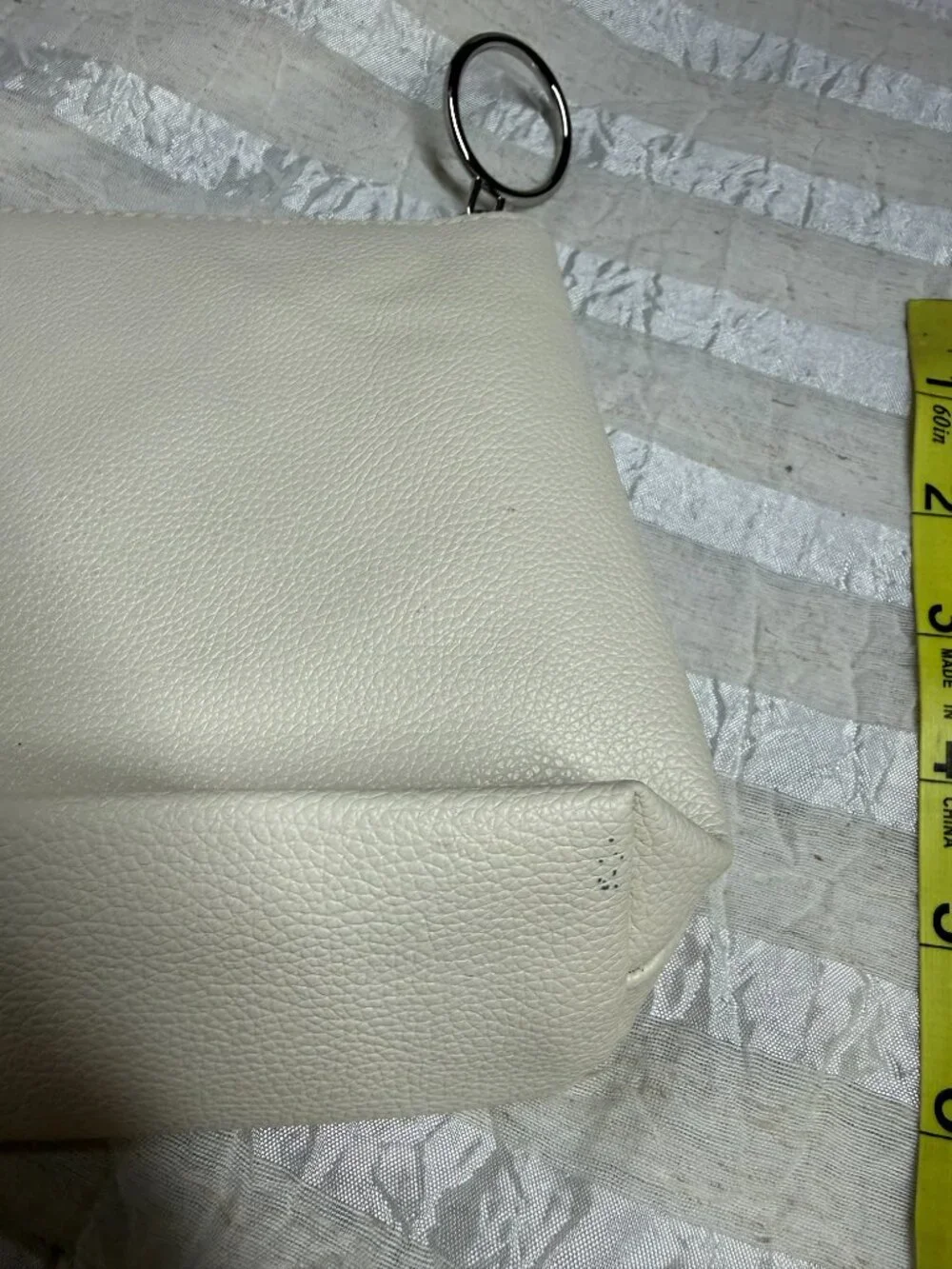 ED Ellen DeGeneres Cream Faux Leather Cosmetic Makeup Bag Pouch